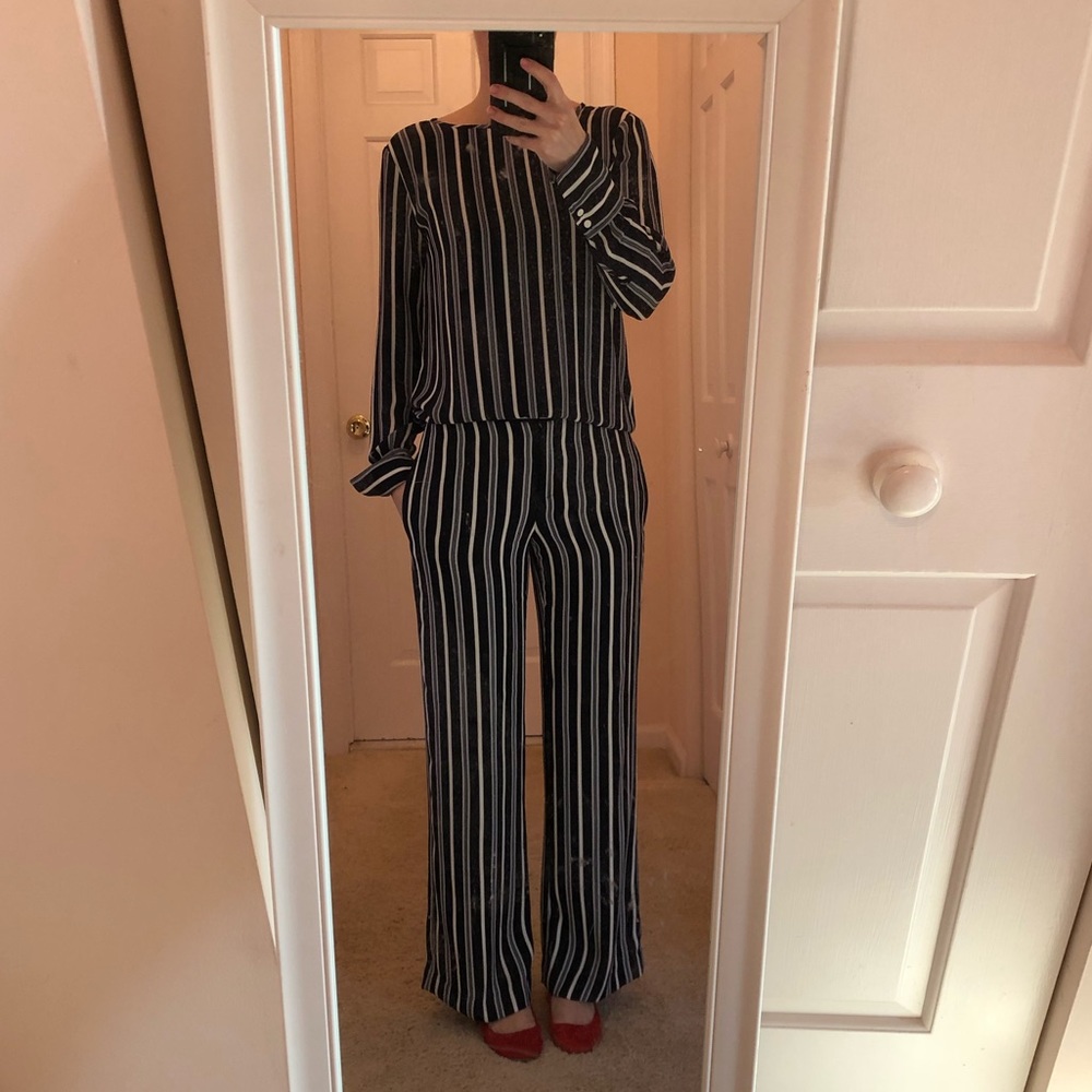Ann Taylor blue and white stripe matching set